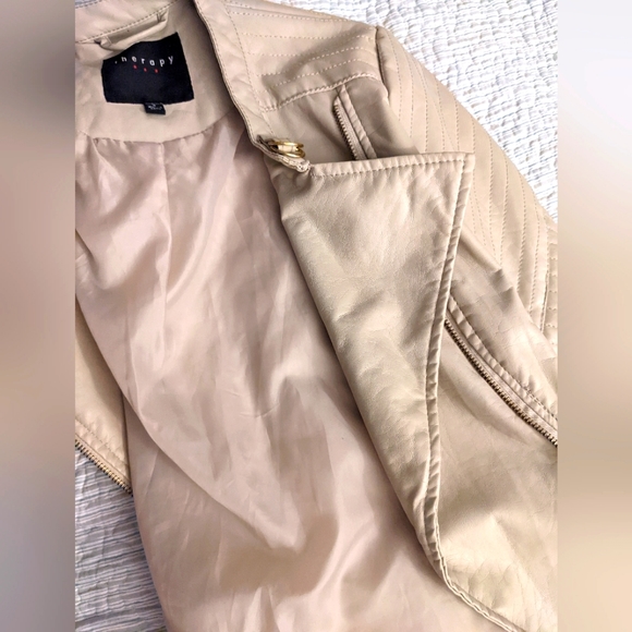 Jacket - Picture 3 of 3